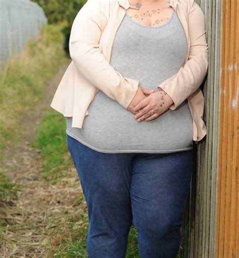 25 stone single mother christina briggs wants taxpayer to pay her to lose weight metro news