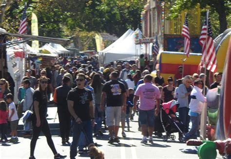 Springfields Annual Fall Festival Draws Thousands On A Spectacular