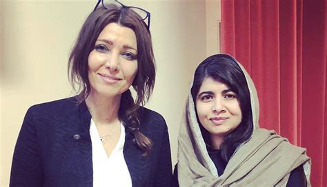 Author Elif Shafak Lauds Malala Yousafzai Posts A Photo With Her Ary