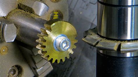 Gear Cutting Using A Mini Mill And A Rotating Table Youtube