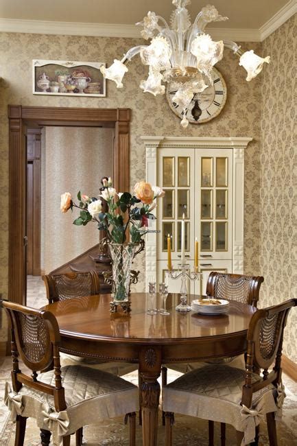 Traditional Dining Room Decorating Ideas