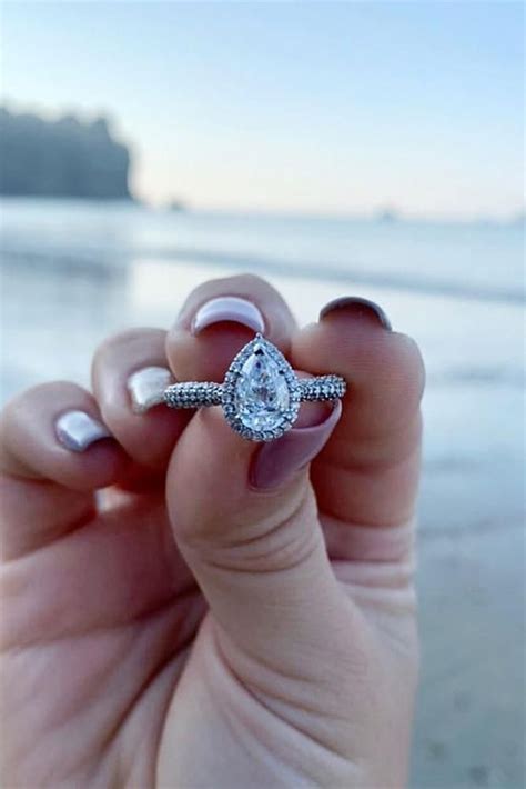21 Stunning Pear Shaped Engagement Rings Oh So Perfect Proposal Heart