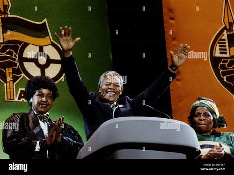 Le Président De Lanc Nelson Mandela Dafrique Du Sud Au Stade De