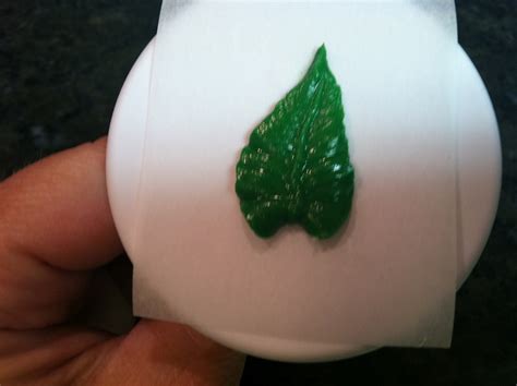 The Iced Queen Royal Icing Ivy