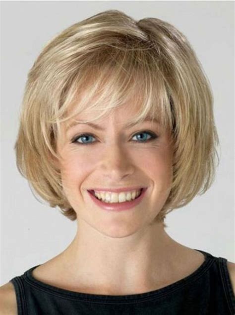 21 Simple Layered Bob Hairstyles For Women Over 50 Chin Length Hair