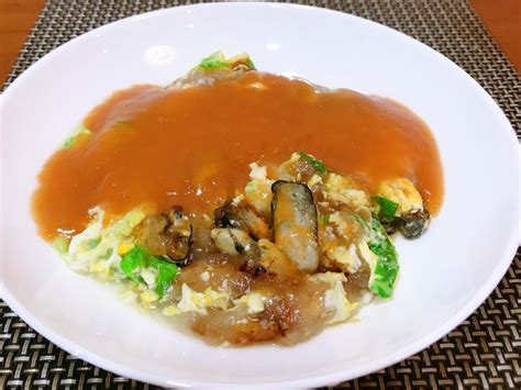 風味小吃 / 风味小吃 ― fēngwèi xiǎochī ― local snack. 台灣小吃 - 蚵仔煎 by Vina的新手料理 - 愛料理