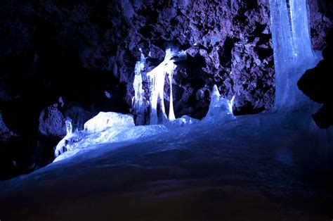 Narusawa Ice Cave 鳴沢氷穴 2013 Nikon D90 With Af S Dx Nikk Flickr