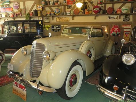 Classic Car Museum, Canton, Ohio. Lovely place with lots of old cars