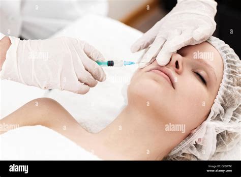 Beauty Salons Hi Res Stock Photography And Images Alamy