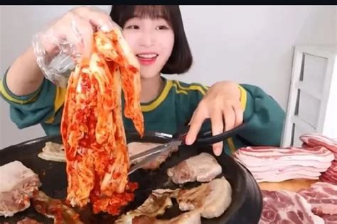 Viral Youtuber Mukbang Tzuyang Alami Kekerasan Fisik Oleh Mantan