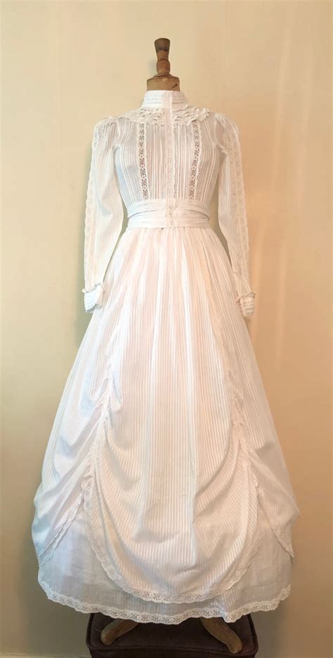 Vintage Laura Ashley White Cotton Wedding Dress And Hooped Etsy