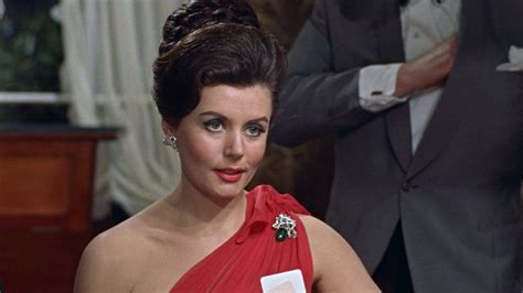 First James Bond Girl Eunice Gayson Dies At 90 Bbc News