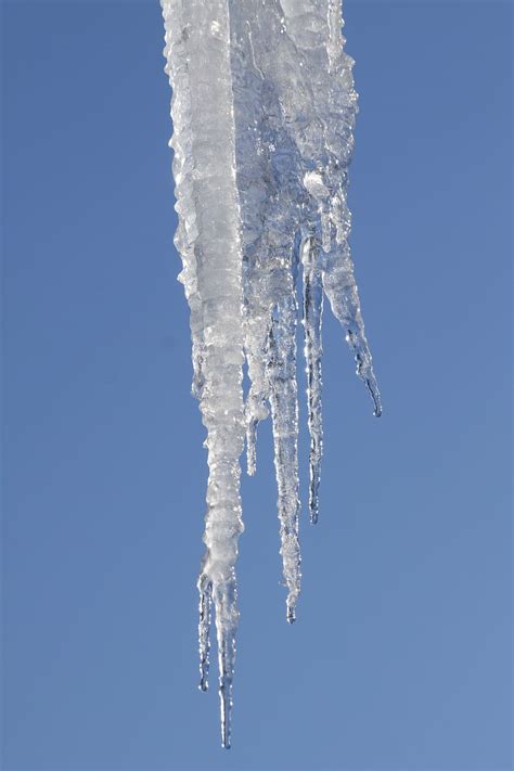 Hd Wallpaper Pointed Ice Icicle Cold Winter White Blue Frost