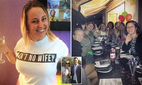 perranporth woman celebrates splitting from husband with divorce party daily mail online