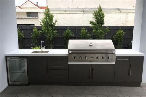 Best outdoor kitchen design and ideas. Paradise Outdoor Kitchens For Entertaining Guests ...