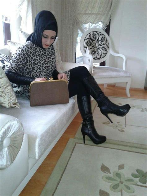 Arab Girls Hijab Girl Hijab Muslim Girls Pantyhose Outfits Black Pantyhose Beautiful Muslim