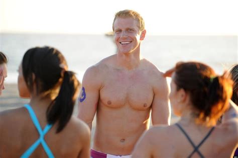 Shirtless Sean Lowe Moments The Bachelor Of Season 17 Couldn T Seem To Find His Top Mashup