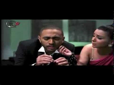 ابراهيم عمر كليب زمن الرجال مع الراقصة بارديس فيلم عمر الازرق اخراج ايهاب عبد الطيف 2017 على شعبيات. تامر حسنى بنت لذينه من فيلم عمر وسلمى 3 - YouTube