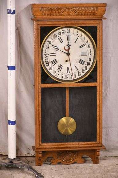 E Ingraham Co Wall Mounted Clock With Oak Case 13346 022 Rh Lee