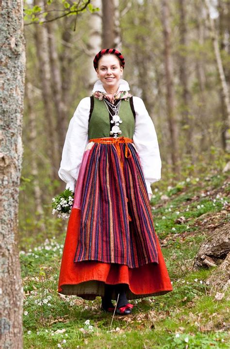 Folk Costume Sweden Traditional Outfits Folk Costume Fashion