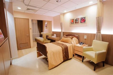 The national university hospital is a tertiary hospital and major referral centre with over 50 medical, surgical and dental specialties, offering a comprehensive suite of specialist care for adults, women and children. Hospital Maternity Tours in Singapore: Thomson Medical ...