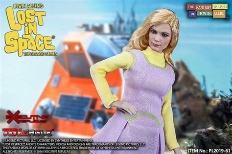 NEW PRODUCT EXECUTIVE REPLICAS Lost In Space Judy Robinson 3rd