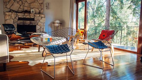 Furniture of the 1950s by the one and only, cara greenberg. Characteristics of Mid-Century Modern Style