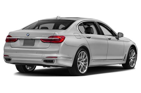 Gallery of 267 high resolution images and press release information. 2016 BMW 740 - Price, Photos, Reviews & Features