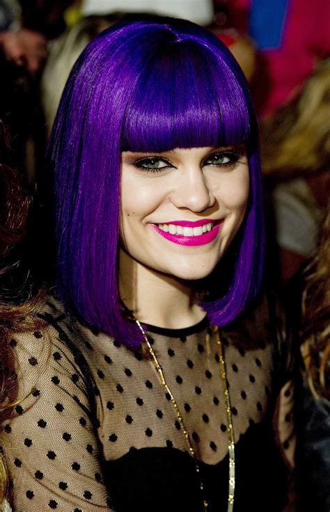 The short haircut is feasible for the college girls and career women. Violet hair celebrity inspiration: 7 Ways to work the look ...