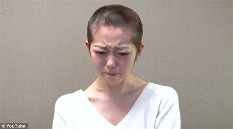 Minami Minegishi Japanese Pop Star Shaves Hair Off And Makes Public Apology For Staying At Her