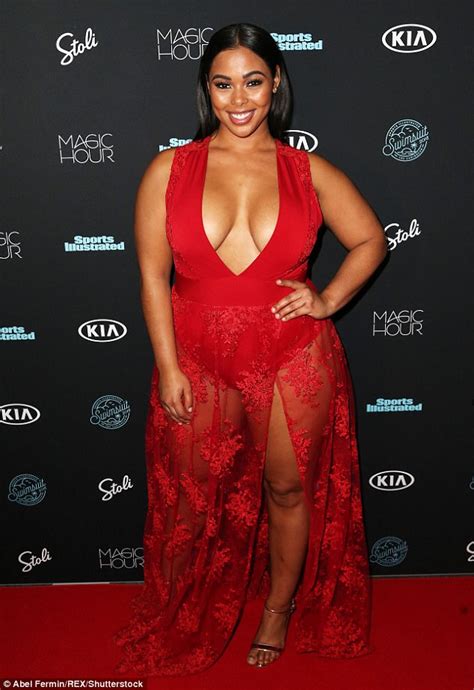 Tabria Majors Is Jaw Dropping At Sports Illustrated Party Daily Mail