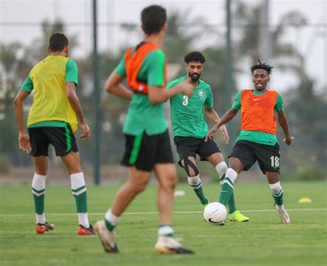 أعاد المنتخب السعودي الأولمبي لكرة القدم نفسه إلى المنافسة لانتزاع إحدى. المنتخب السعودي الأولمبي يدشن معسكر جدة | صحيفة المواطن الإلكترونية