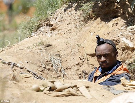 Hundreds Of Illegal Miners Trapped By Boulders While Working In South