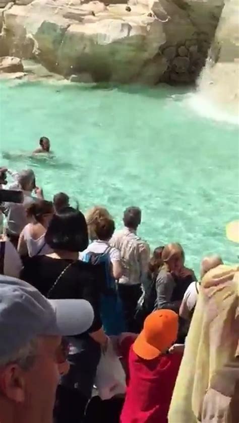 Man Swims Naked In Rome S Trevi Fountain As Dozens Of Tourists Record Embarrassing Footage