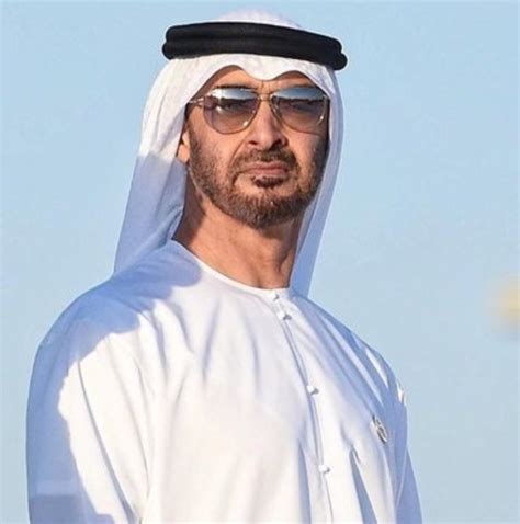 رجل أمن مكافح لتنظيم الاخوان اللصوص. ضاحي خلفان تميم on Twitter: "هنا الرجولة في أسمى معانيها ...