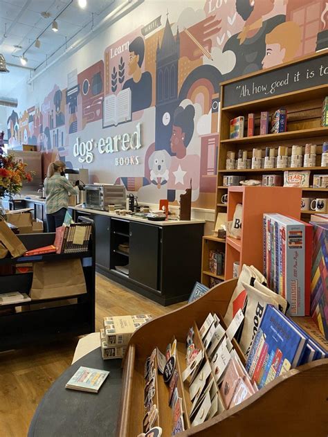 Ames´ New Independent Book Store Dog Eared Books The Web