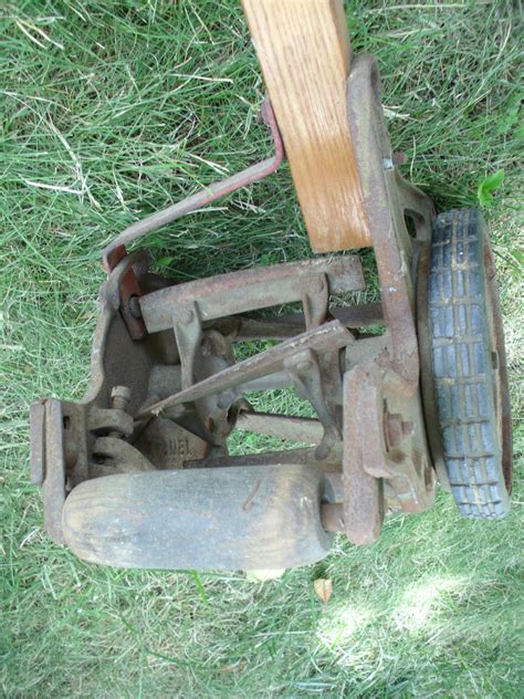 Vintage Lawnmower Edger American Lawn Mower Co Muncie Indiana