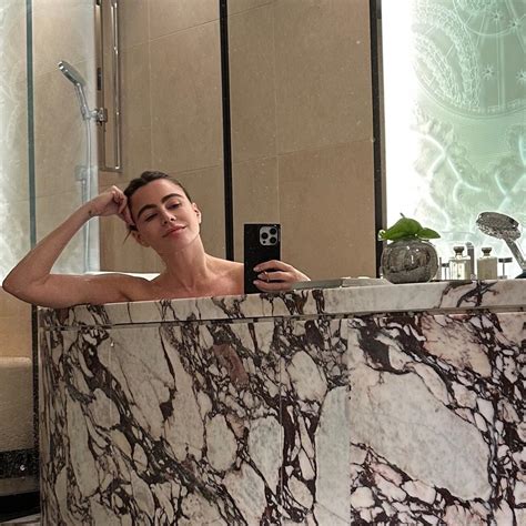 Agt S Sofia Vergara Goes Completely Naked In New Rare Makeup Free Photo