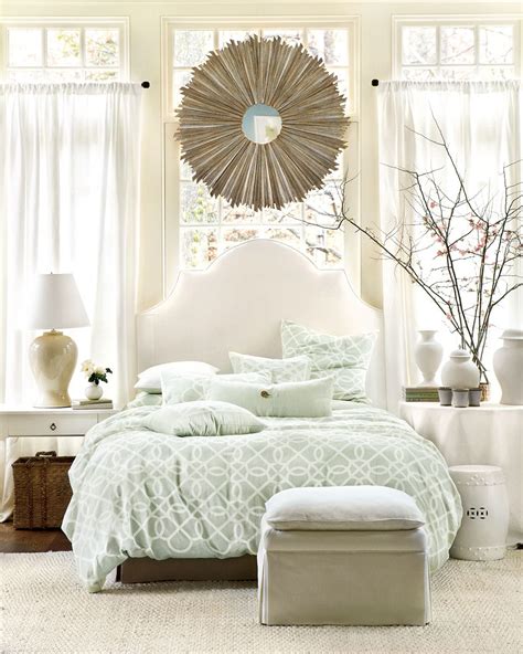 10 Ways To Place Your Bed In Front Of A Window How To Decorate