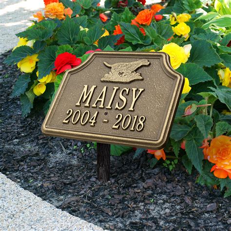 Retriever Dog Memorial Lawn Plaque In Antique Brass With 2 Lines Of Text
