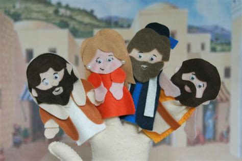 Mas ven y pon tu mano sobre ella, y vivirá. Dedoches Biblicos - A cura da esposa de Jairo no Elo7 ...