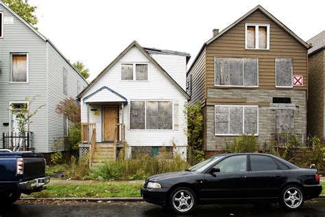 Abandoned Homes In Chicago Revitalize Or Raze Them