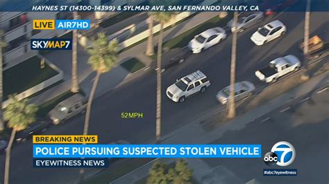 Suspect In Stolen Suv Leads Lapd On Wild Chase Through San Fernando Valley Abc7 Los Angeles