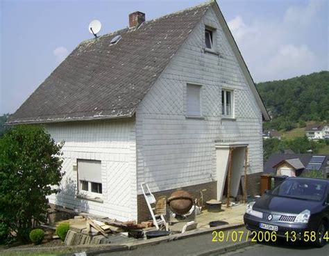 Immer wieder gibt es meldungen, dass wohnhäuser abgebrandt seien und eine der hauptursachen für die schnelle brandentwicklung die fassadendämmung gewesen sei. Außendämmung am Haus