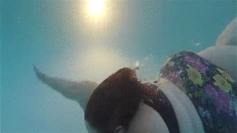 450 Pound Ssbbw Monica Mynx Is Swimming Underwater In A Two Piece Bikini The Best Bbw Ssbbws