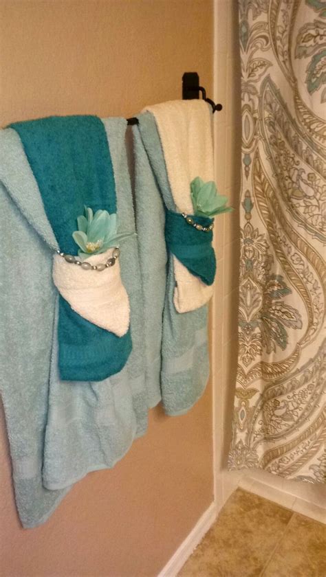 How To Decorate The Bathroom With Towels 15 Diy Pretty Towel