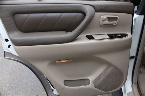 Jonathan green takes to the road in a toyota land cruiser amazon vx to assess its style, handling, performance, practicality, and value for money. 2002 Toyota Land Cruiser | Victory Motors of Colorado