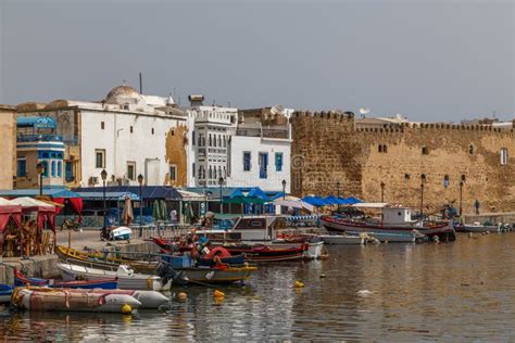 Le Vieux Port De Bizerte Tunisie Photo Stock Image Du Méditerranéen