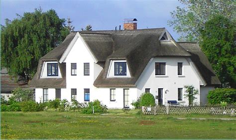Das haus zeesenboot lee erwartet sie mit einer terrasse in hiddensee in der region hiddensee. Hiddensee - Haus Mühlstein A - Wohnen mit hohem Urlaubs ...