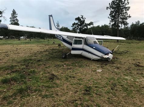 Pilot Passenger And Dog Survive S Oregon Plane Crash